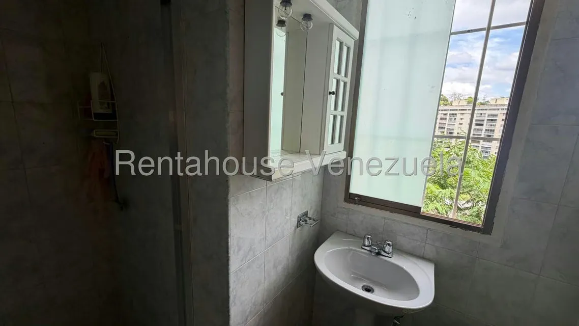Apartamento (1 Nivel) en Venta en Colinas de Bello Monte, Distrito Metropolitano - 23