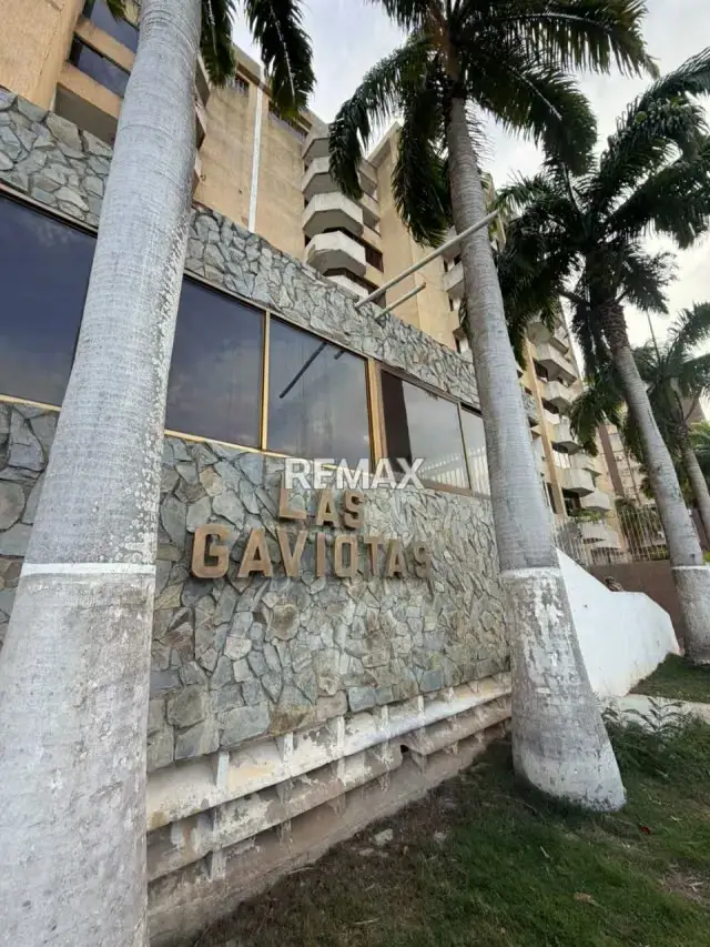 APARTAMENTO MODERNO Y ACOGEDOR, EN JORGE COLL, RESIDENCIA LAS GAVIOTAS