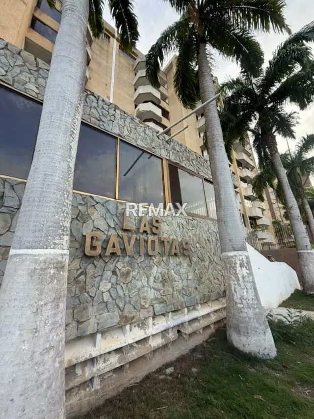 APARTAMENTO MODERNO Y ACOGEDOR, EN JORGE COLL, RESIDENCIA LAS GAVIOTAS