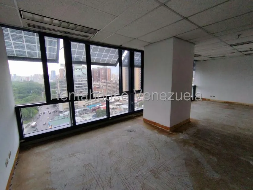 Oficina en Alquiler en Plaza Venezuela, Distrito Metropolitano - 6