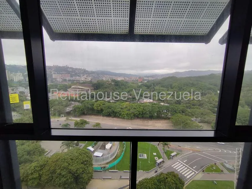 Oficina en Alquiler en Plaza Venezuela, Distrito Metropolitano - 8