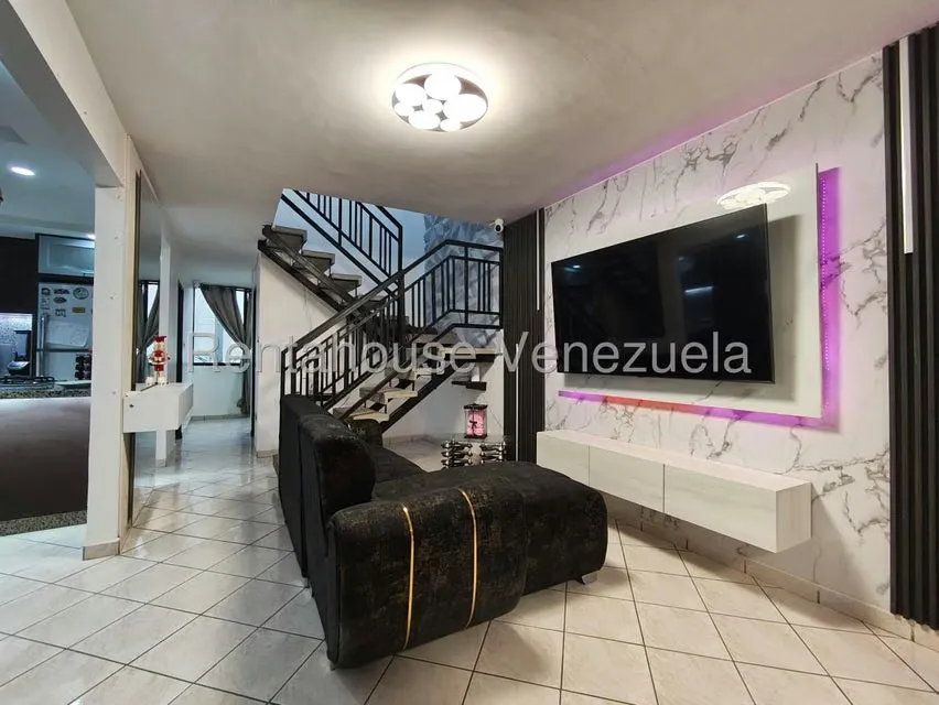 Apartamento (Duplex) en Venta en Los Caobos, Carabobo - 4