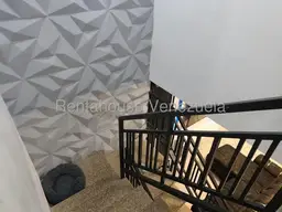 View 32