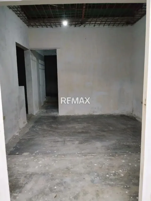 Casa Comercial en Alquiler Naguanagua - 11