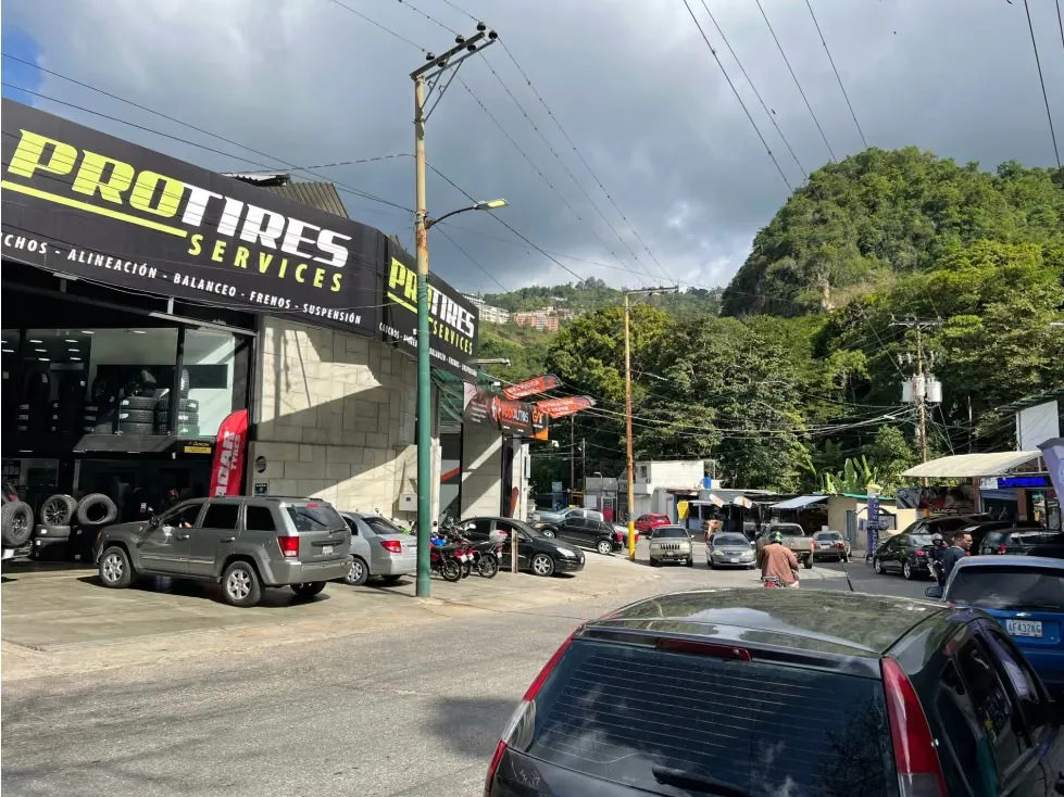 Alquilo local comercial 75m2 La Guairita 6092 - 11