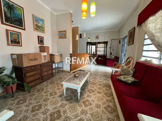CASA COMERCIAL EN VENTA EN LA ARBOLEDA - 2