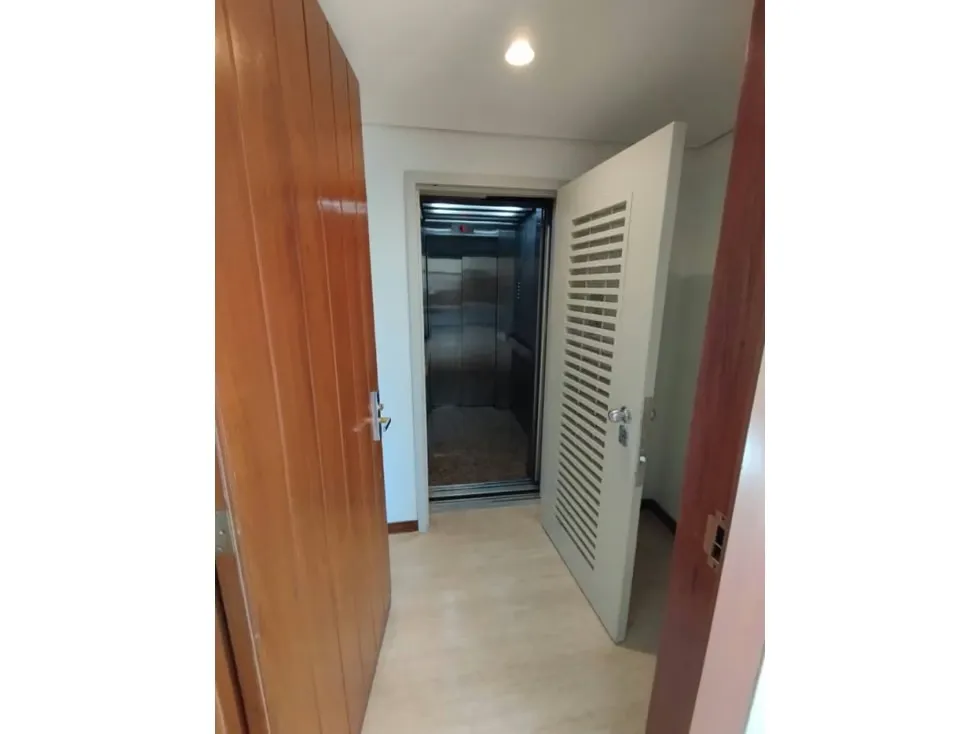 Alquilo apartamento PH 424m2 Los Chorros 9378 - 3