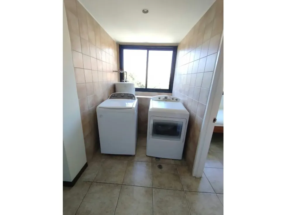 Alquilo apartamento PH 424m2 Los Chorros 9378 - 8