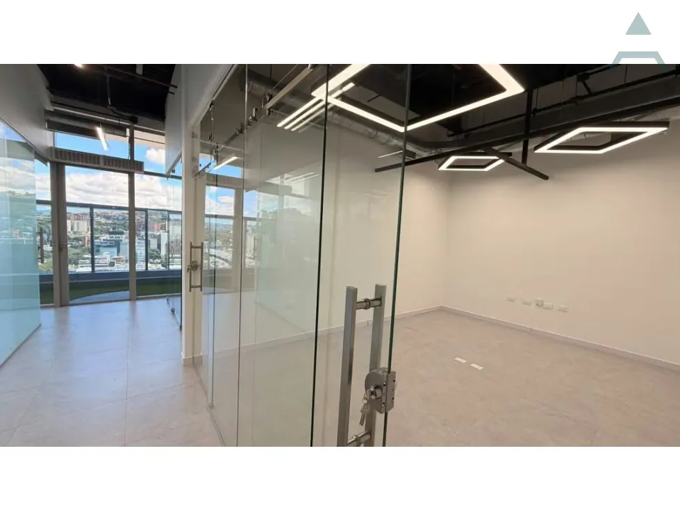 Se vende/alquila Oficina 200m² 2b/4p Las Mercedes - 6