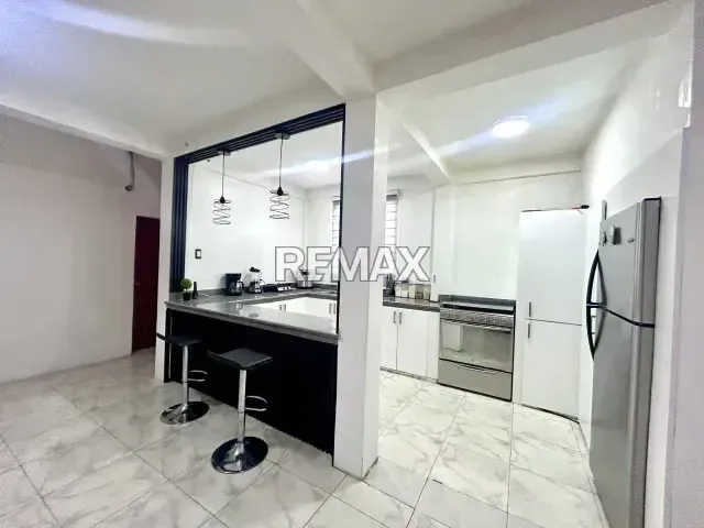 Casa en venta ubicada en la ciudad jardín de Judibana - 12