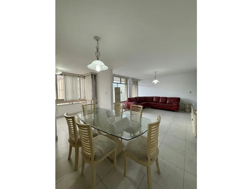APARTAMENTO EN VENTA 140 M2 - URB EL PARAISO - 2