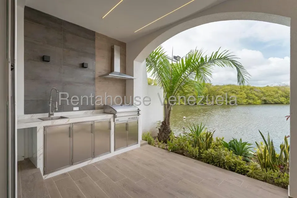 Casa (Duplex) en Venta en Puerto Encantado, Miranda - 15