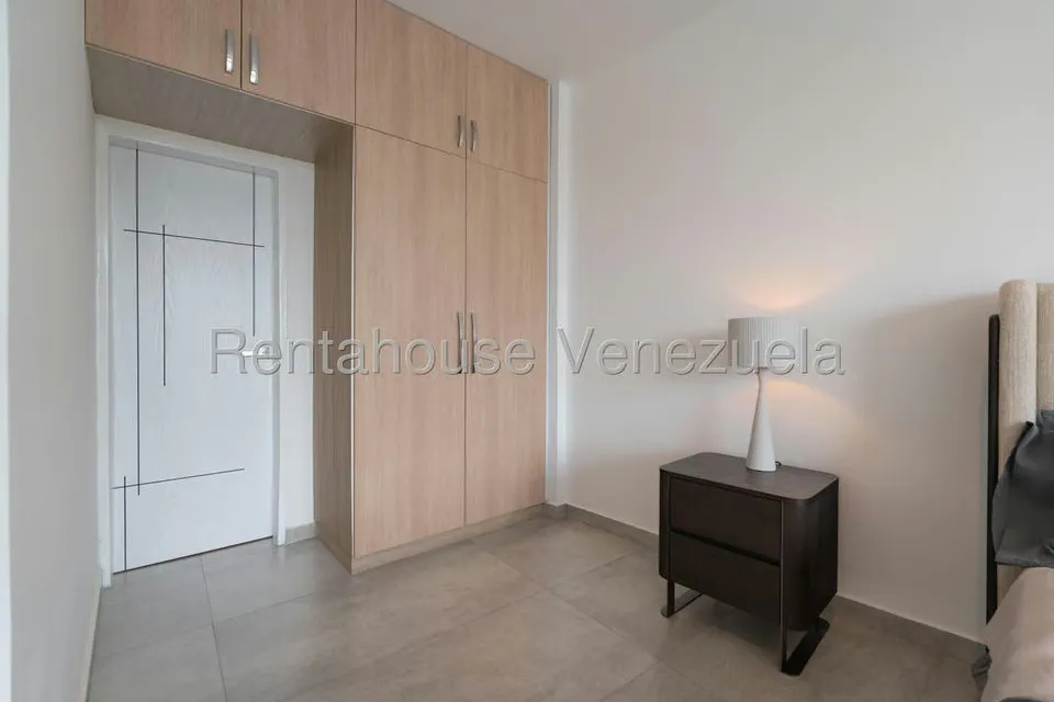 Casa (Duplex) en Venta en Puerto Encantado, Miranda - 45