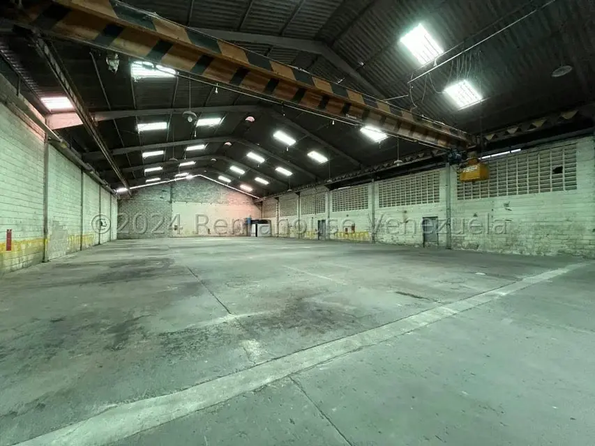 Local Comercial en Alquiler en Zona Industrial La Hamaca, Aragua - 11
