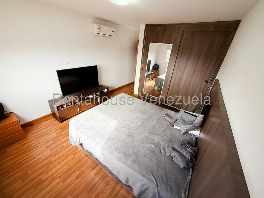 Apartamento (1 Nivel) en Venta en Colinas de La Tahona, Distrito Metropolitano - 16