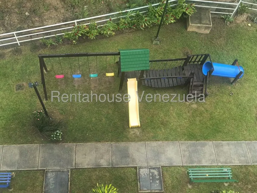 Apartamento (1 Nivel) en Venta en Colinas de La Tahona, Distrito Metropolitano - 24