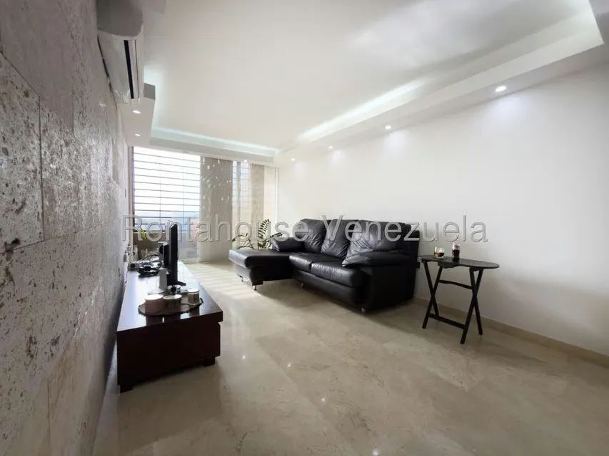 Apartamento (1 Nivel) en Venta en Colinas de La Tahona, Distrito Metropolitano - 4