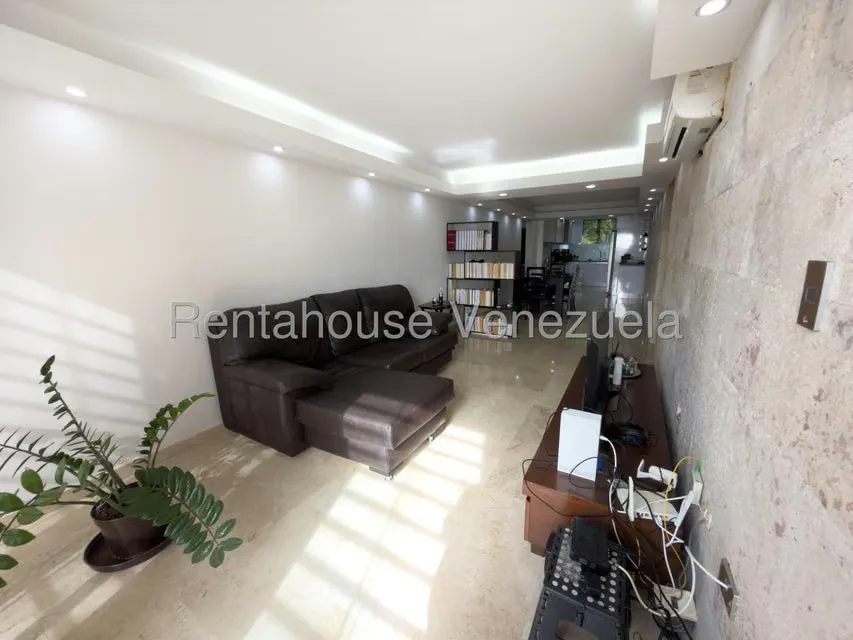 Apartamento (1 Nivel) en Venta en Colinas de La Tahona, Distrito Metropolitano - 5