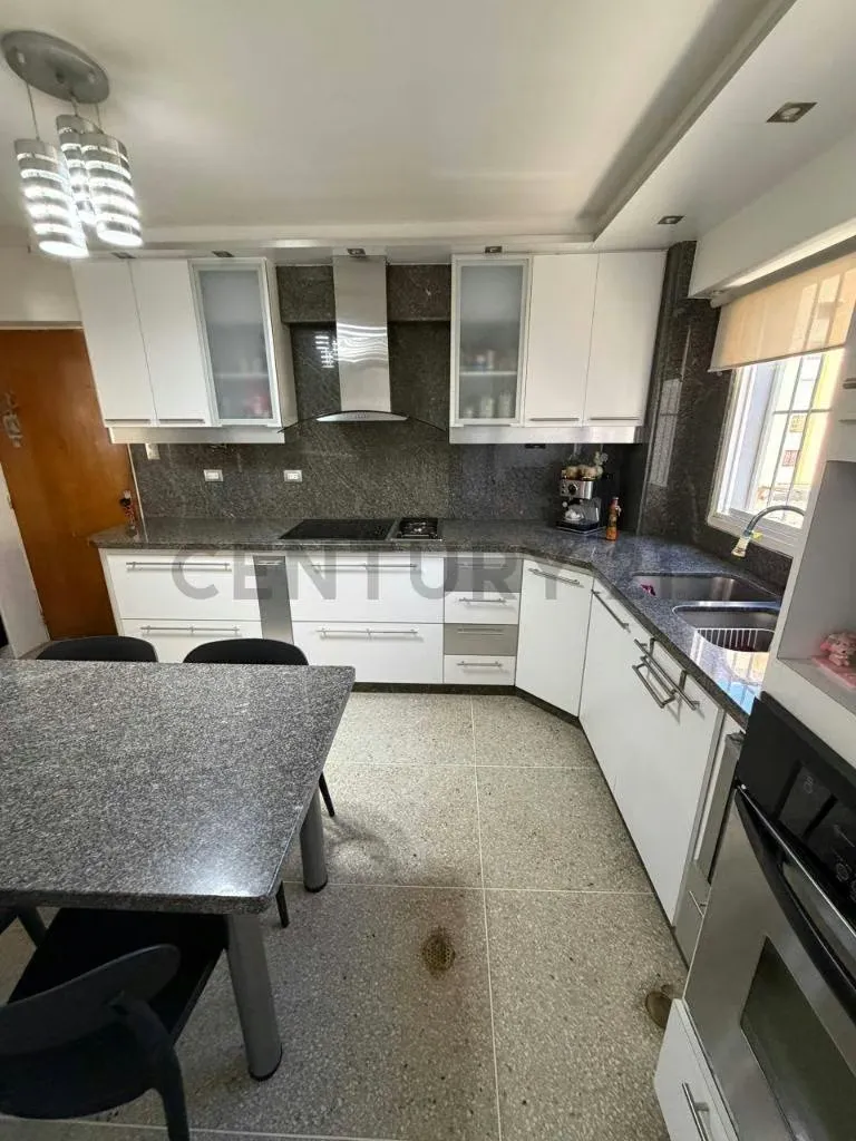 partamento En Venta En Montalban II 145mts2 4ha/3ba/1pe - 2