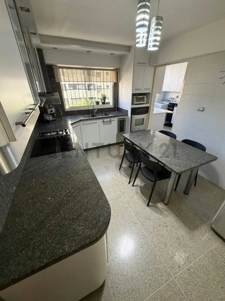 partamento En Venta En Montalban II 145mts2 4ha/3ba/1pe - 5