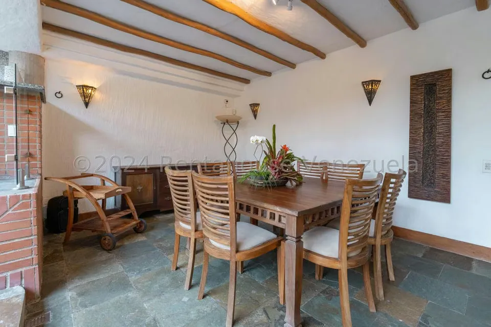Apartamento (1 Nivel) en Venta en Colinas del Tamanaco, Distrito Metropolitano - 16