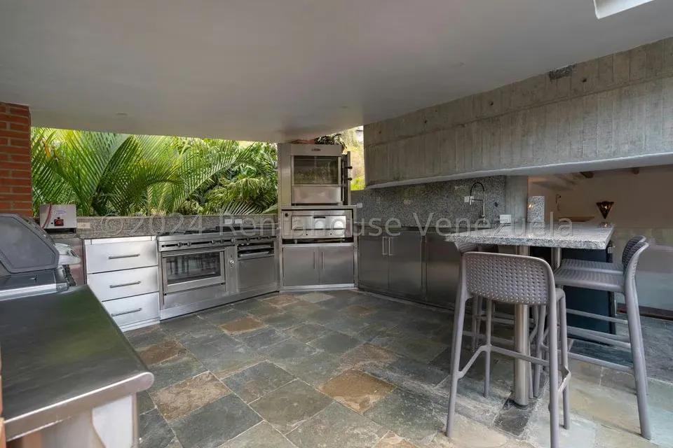 Apartamento (1 Nivel) en Venta en Colinas del Tamanaco, Distrito Metropolitano - 19