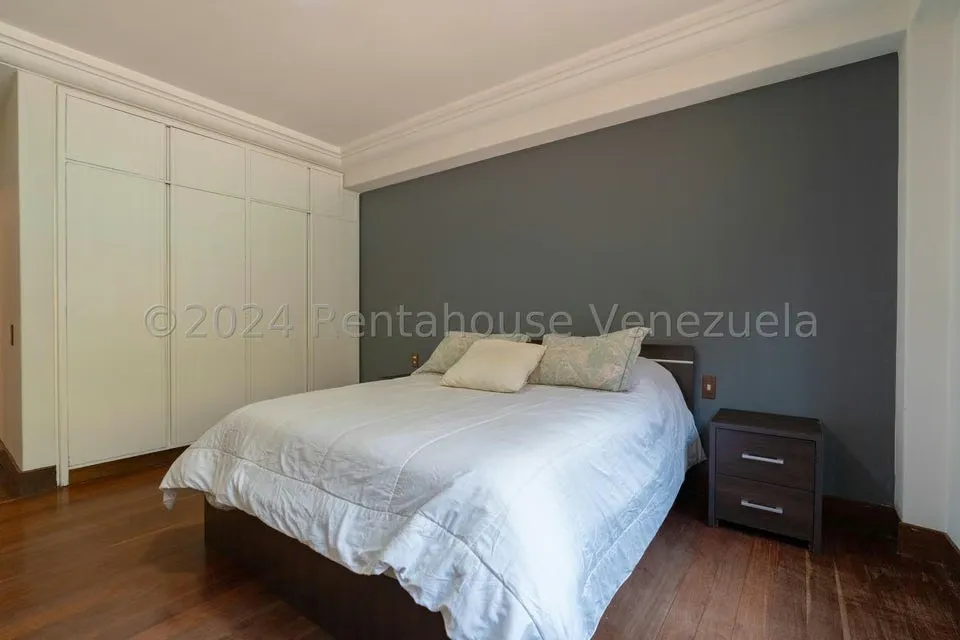 Apartamento (1 Nivel) en Venta en Colinas del Tamanaco, Distrito Metropolitano - 38