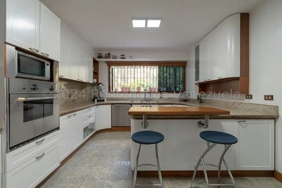 Apartamento (1 Nivel) en Venta en Colinas del Tamanaco, Distrito Metropolitano - 42