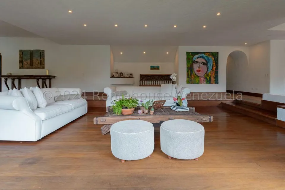 Apartamento (1 Nivel) en Venta en Colinas del Tamanaco, Distrito Metropolitano - 7