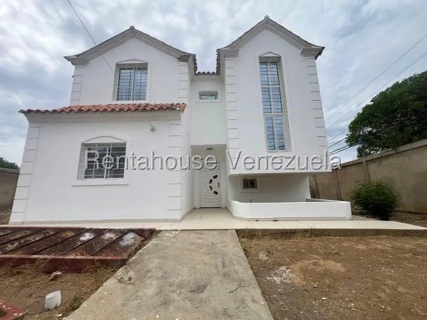 Casa (Duplex) en Venta en Centro, Falcon