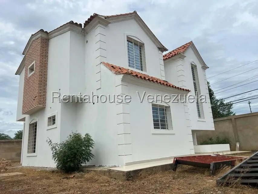 Casa (Duplex) en Venta en Centro, Falcon - 3