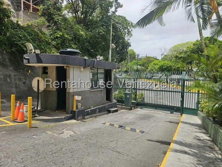 Apartamento (1 Nivel) en Venta en Colinas de La California, Distrito Metropolitano - 26