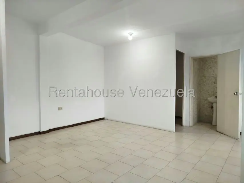 Local Comercial en Alquiler en Sabana Larga, Aragua - 9
