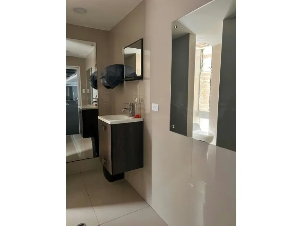 Alquiler/ Oficina / sin muebles/ Chuao/ Torre Corporativa 668mts - 5