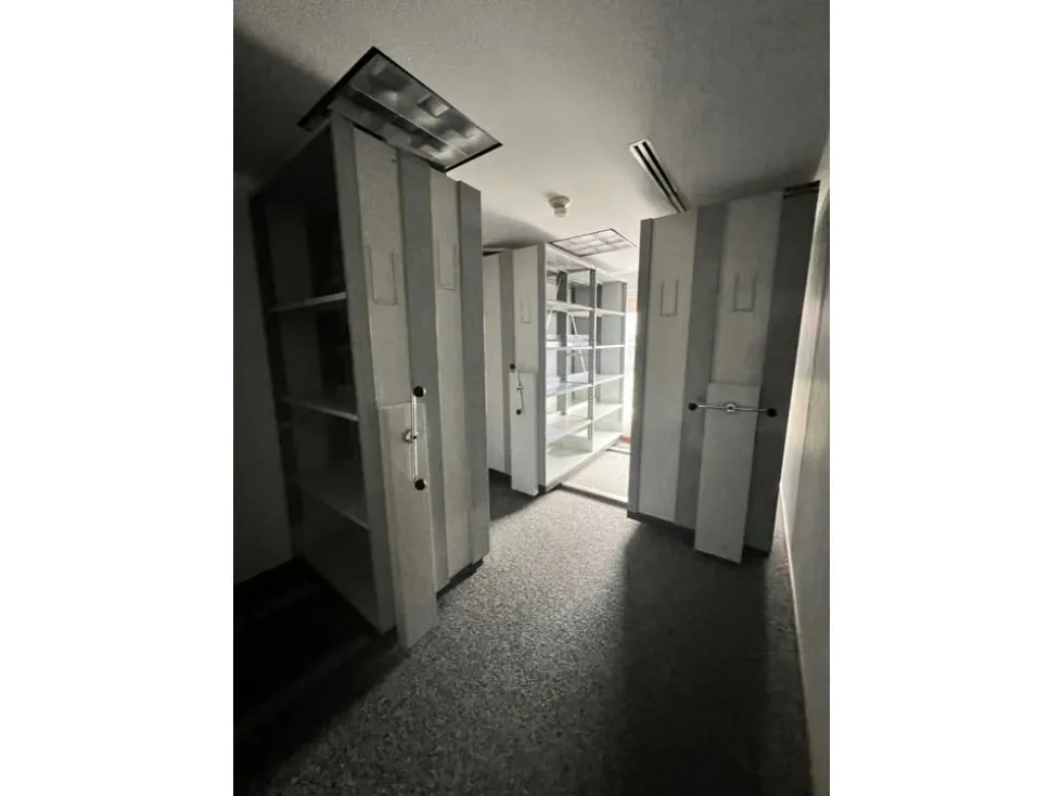 Alquiler/ Oficina / sin muebles/ Chuao/ Torre Corporativa 668mts - 7