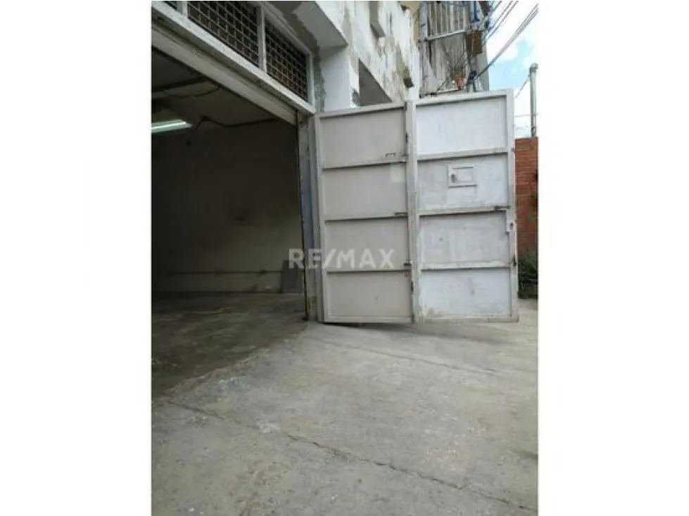 Venta de galpón en Catia 3000m2. - 15