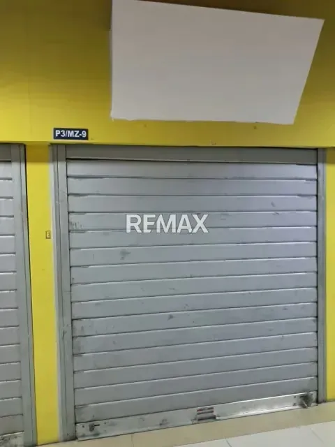 ALQUILER DE LOCAL COMERCIAL EN EL C.C. GRAN BAZAR FIN DE SIGLO - 9