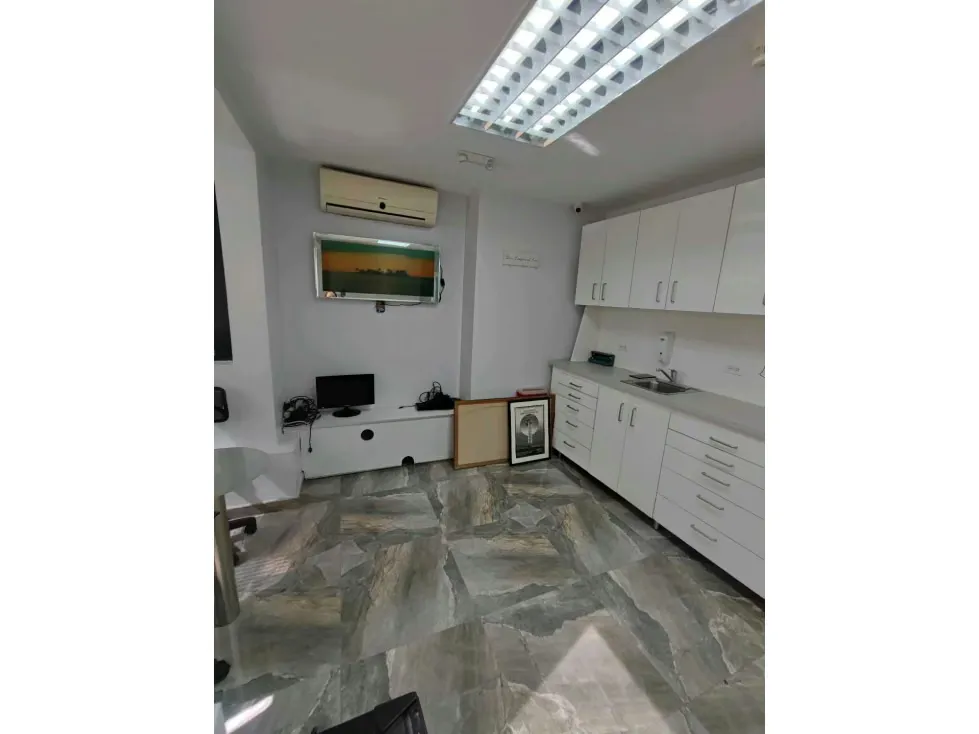 Vendo oficina 92m2 La Castellana 2869 - 14