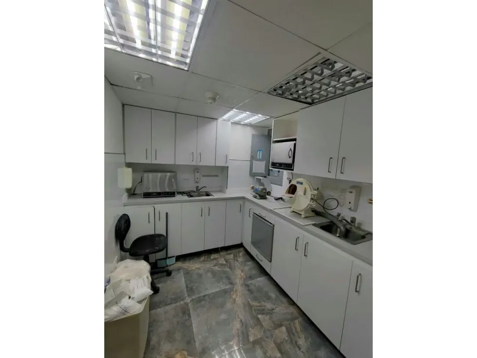Vendo oficina 92m2 La Castellana 2869 - 7