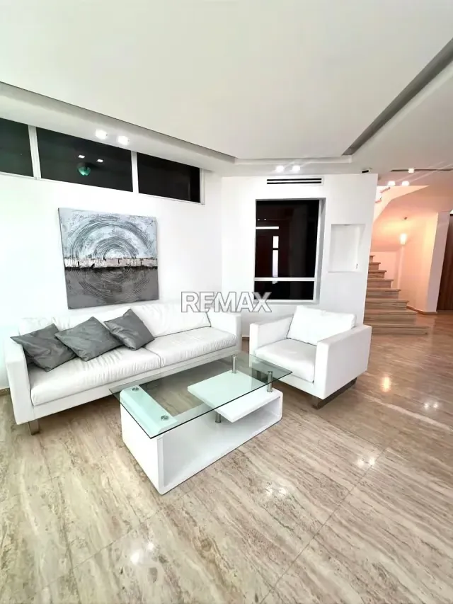 EN VENTA CASA DE LUJO EN CONJUNTO EXCLUSIVO, PAMPATAR, ISLA DE MARGARITA. - 2