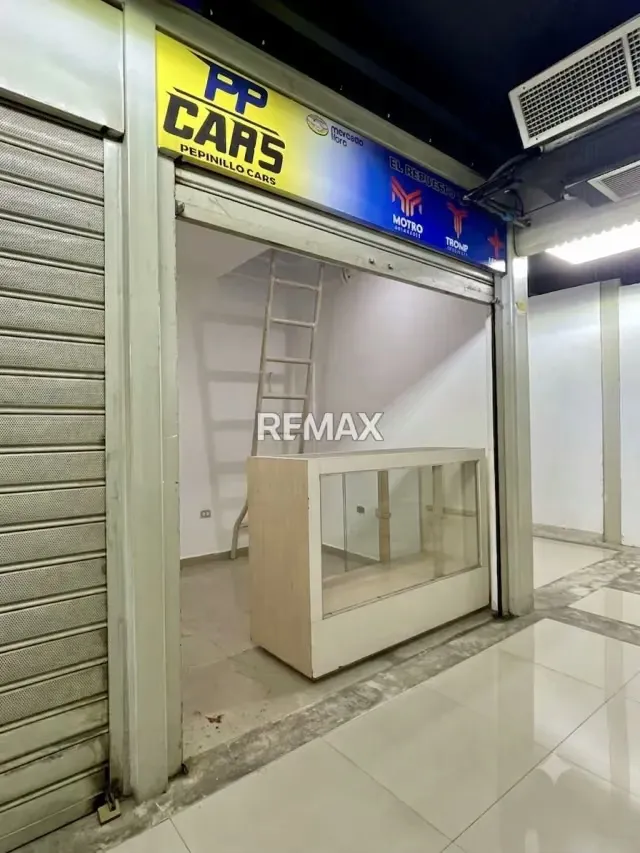 Local Comercial. C.C Metro Shop. San Diego, Los Jarales. - 2