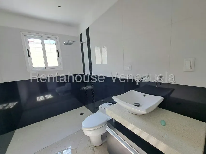 Casa (1 Nivel) en Venta en Llano Alto, Portuguesa - 24