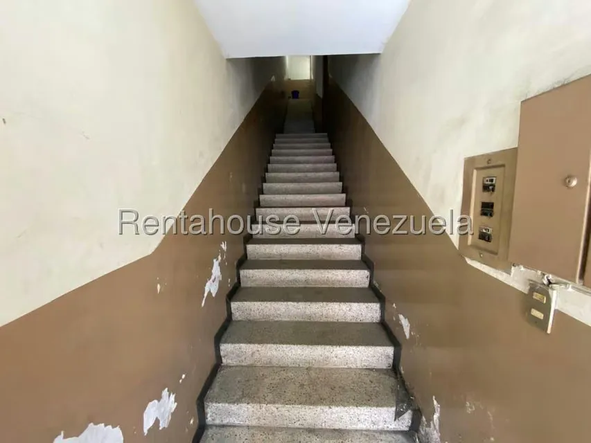 Casa (Multipes Niveles) en Alquiler en Catia, Distrito Metropolitano - 2