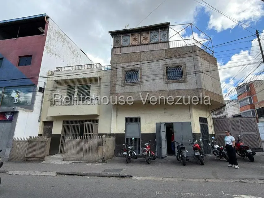 Casa (Multipes Niveles) en Alquiler en Catia, Distrito Metropolitano - 21