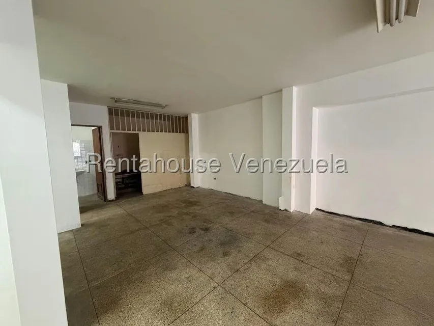 Casa (Multipes Niveles) en Alquiler en Catia, Distrito Metropolitano - 24