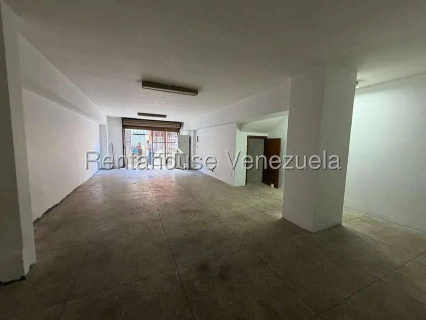 Casa (Multipes Niveles) en Alquiler en Catia, Distrito Metropolitano - 31