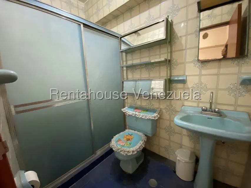 Casa (Multipes Niveles) en Alquiler en Catia, Distrito Metropolitano - 6