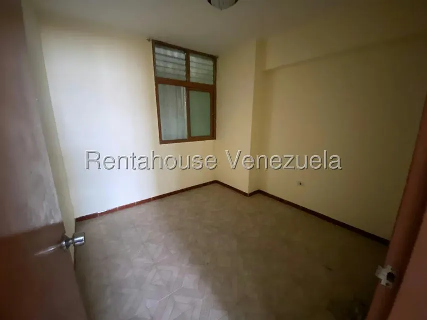 Casa (Multipes Niveles) en Alquiler en Catia, Distrito Metropolitano - 7
