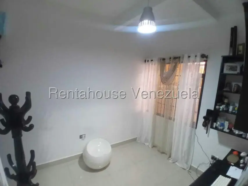 Townhouse (Duplex) en Venta en Avenida los Proceres, Merida - 16