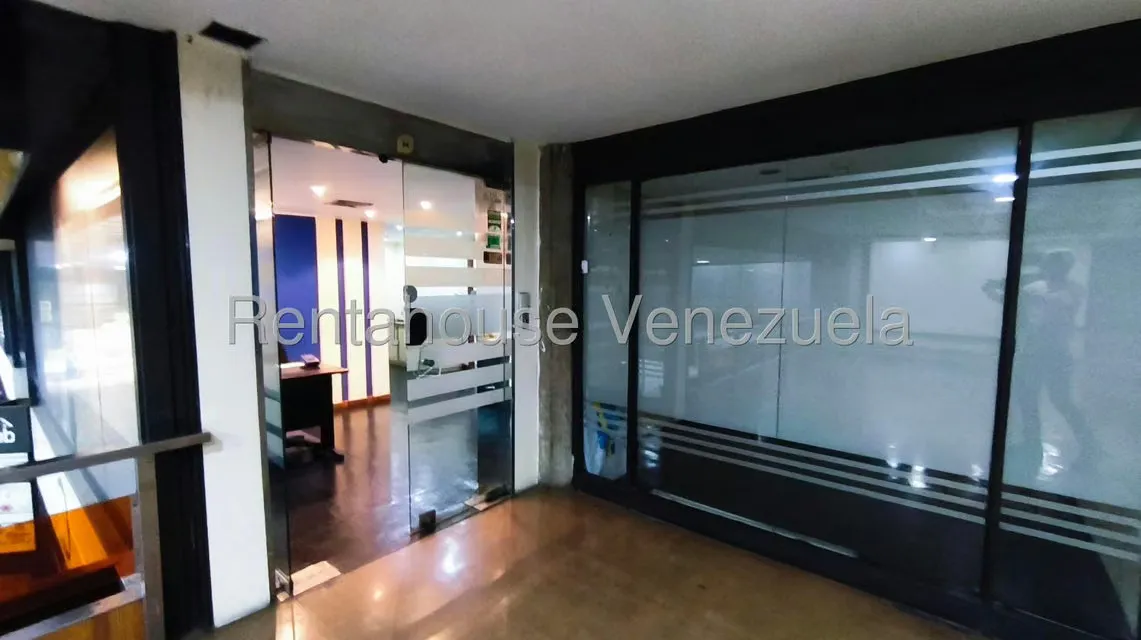 Oficina en Alquiler en Prados del Este, Distrito Metropolitano - 4